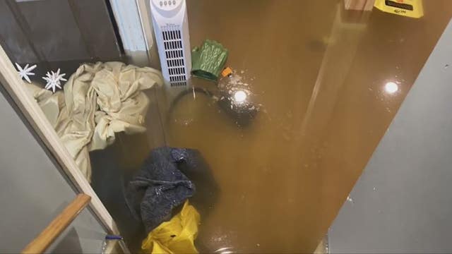 Grosse Pointe residents vent flooding frustration at town hall