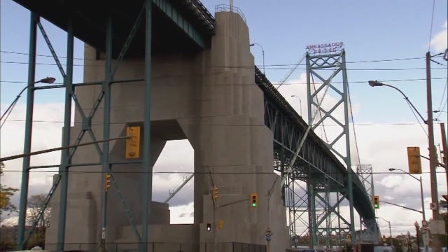 Ambassador Bridge shutdown cost auto industry $300 million