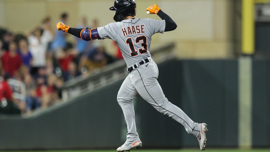 Cabrera, Haase power Tigers past Twins 6-5 in 11th innings
