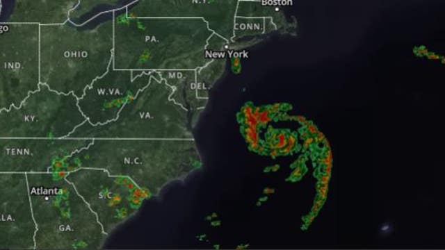 Henri strengthens to hurricane heading toward Northeast