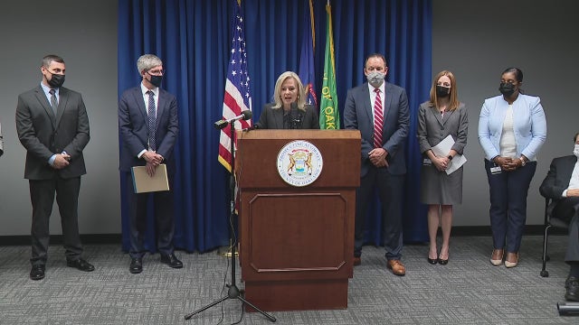 Prosecutor dropping man's conviction for killing 5 kids, says key evidence withheld during trial