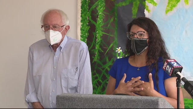 Sen. Sanders visits Detroit with Rep. Tlaib to discuss floods and $3.5T proposal