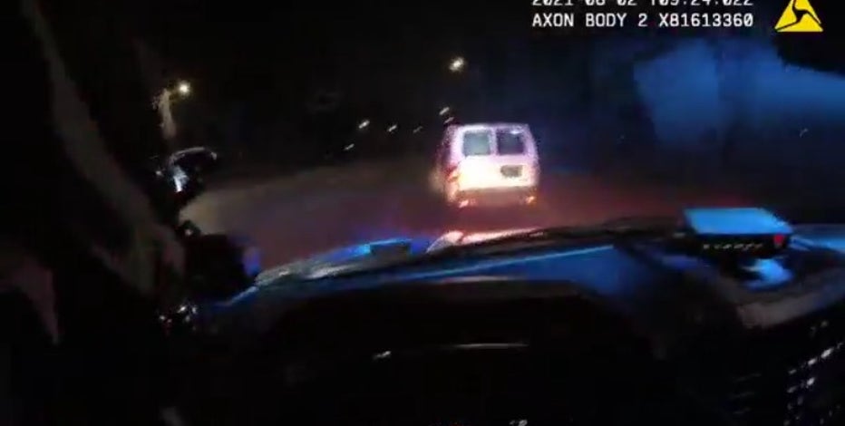 Michigan lawmakers want minimum prison sentences for running from police