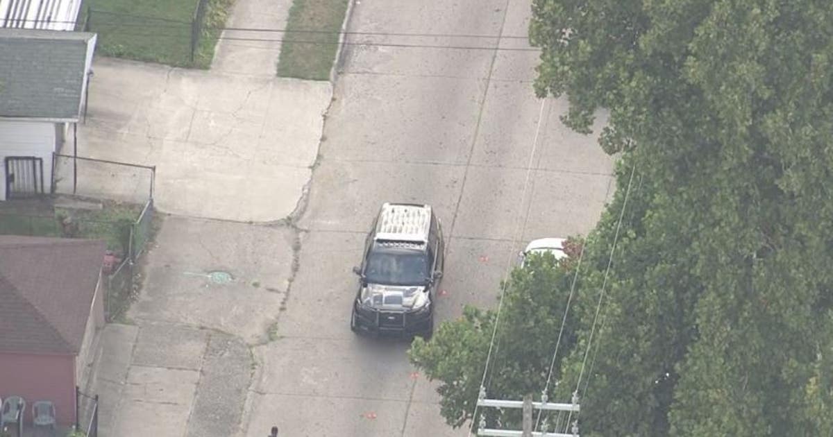 Detroit police investigating after officer grazed by bullet | FOX 2 Detroit