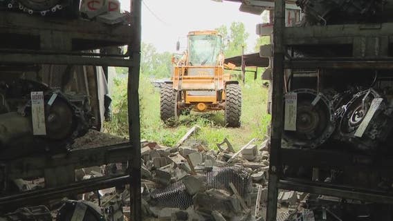 Business owner says DPD's Project Green Light failed after thieves drive hi-lo through wall