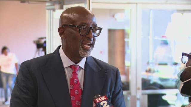 Mayor Mike Duggan refuses to debate Anthony Adams as challenger blasts him