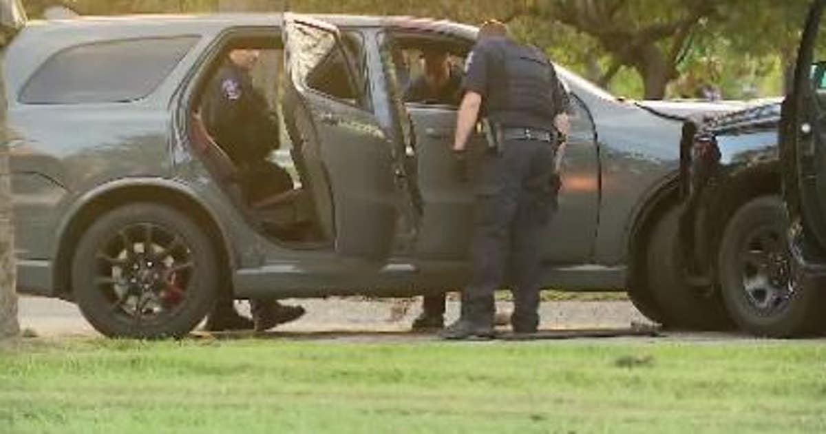 Detroit man charged with 8 counts after ramming Southfield PD cruisers, assaulting an officer | FOX 2 Detroit