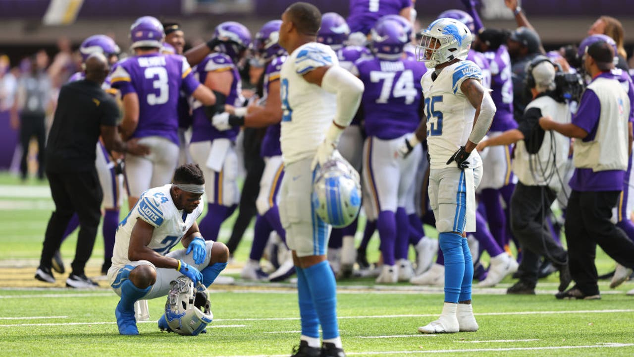 Vikings survive Lions rally 19-17 on Joseph FG at final gun - The