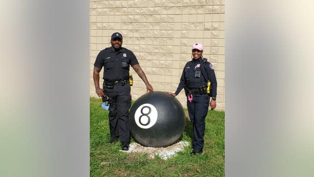 Detroit police officer offer to pay phone bill for elderly woman who couldn't call 911