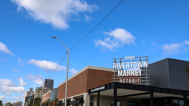 Detroit's 'Neighborhood' Rivertown Market open for business