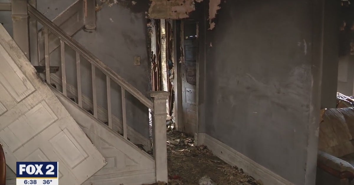 Family of 8 loses everything in second fire this year | FOX 2 Detroit