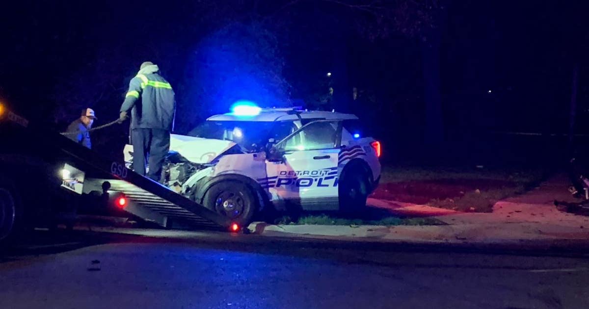 Detroit police officer, citizen driver hospitalized after crash | FOX 2 ...