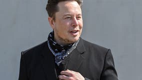 Elon Musk sells $5 billion in Tesla stock after Twitter poll