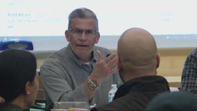 Oxford school board considers consequences of breaking Oakland County mask mandate