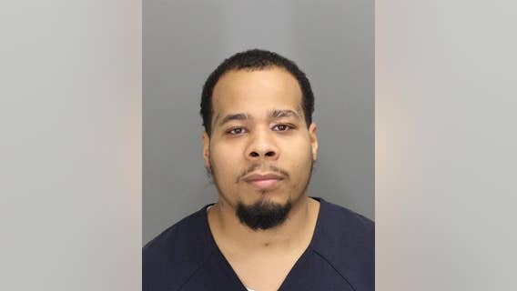 Authorities seek alleged shooter after man killed while walking out of Pontiac liquor store