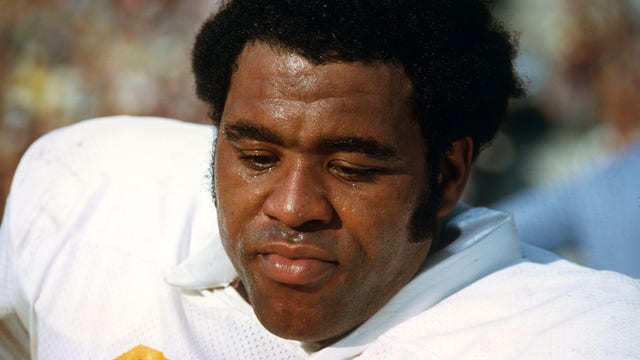 Curley Culp, Hall of Fame defensive lineman, dies at 75
