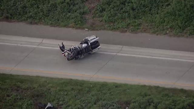 Warren motorcycle cop in serious condition after crash near I-696, Gratiot