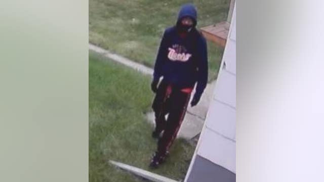 Detroit police searching for suspect who stole collector coins, jewelry during home invasion