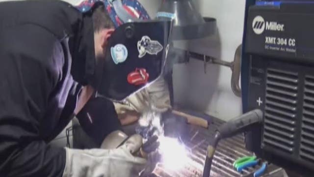 Lawrence Tech, Wayne Westland Schools partner on $80,000 skilled trade scholarships