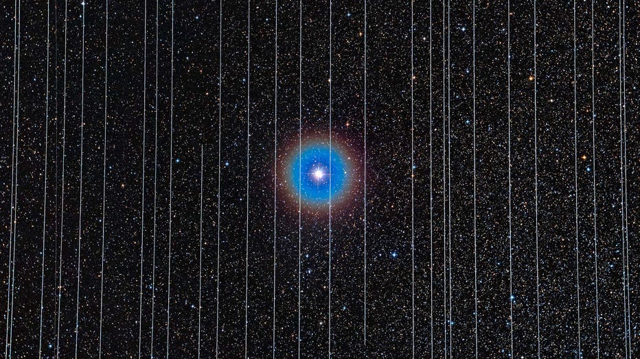 Albireo in Cygnus with Starlink Satellites edit