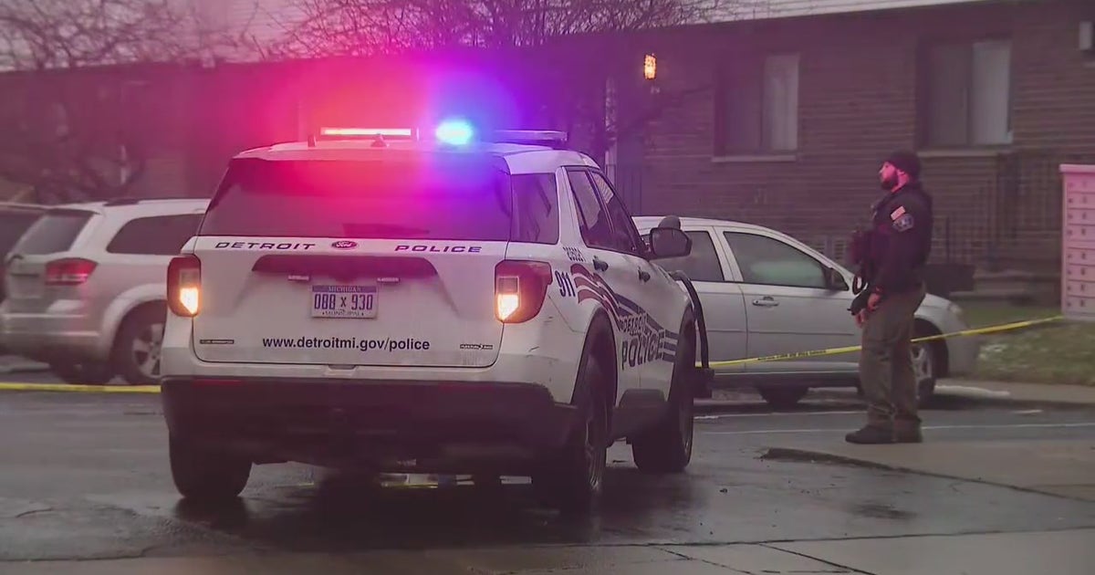 1 dead after 2 men shot at apartment complex near I-75 in Detroit | FOX ...