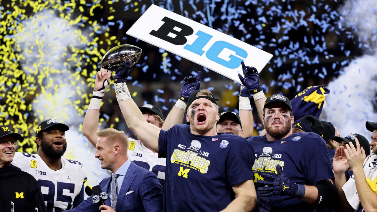 College Football Playoff selections made, Michigan lands number 2 spot