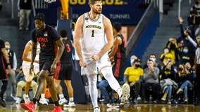 Dickinson's double-double helps Michigan beat Penn St. 58-57