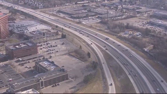 Traveling for the holidays? Here's when it will be the busiest in Michigan