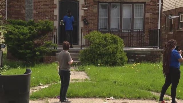 Detroit expands vaccinations with door-knock program in battle against COVID-19