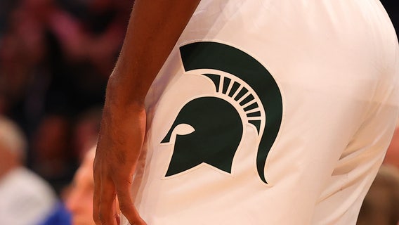 No. 10 Michigan State rallies to beat Northwestern 73-67