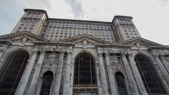 Michigan Central creates $500,000 neighborhood Detroit business fund