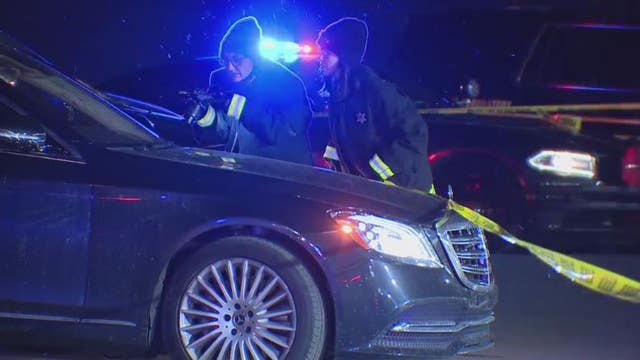 2 bodies found shot to death inside parked car in lot off John R