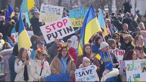 Flash mob support rally for Ukraine at Hart Plaza in Detroit on Sunday