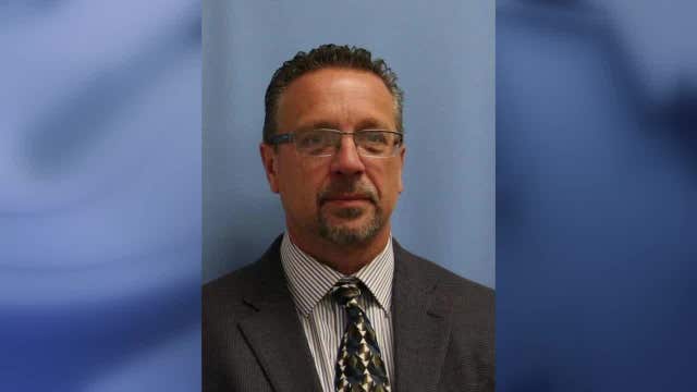 Ex-Detroit airport boss found dead from apparent suicide prior to surrendering for 10-year prison sentence