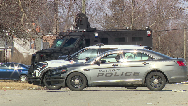 Barricaded gunman situation ends peacefully on Detroit's west side