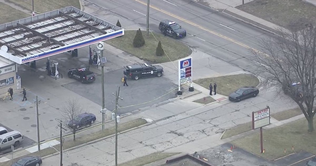 Man dead after shooting in Warren Marathon gas station parking lot ...