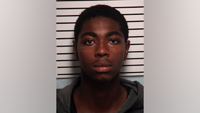 Police seek second suspect after man killed at Warren Marathon gas station