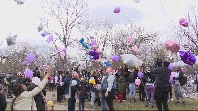 Vigil held by loved ones for 7-year-old Ariah Jackson who was fatally shot in Pontiac