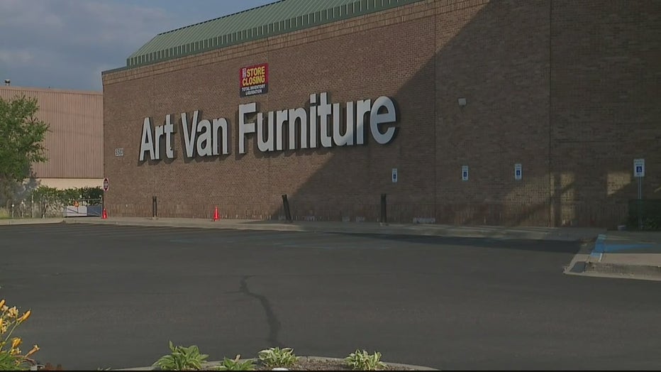 art van sale ad