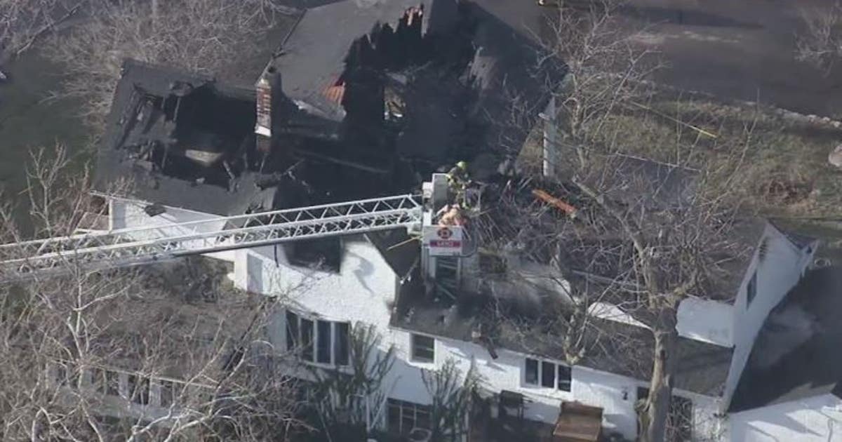 House fire destroys family of 14's historic Southgate home | FOX 2 Detroit