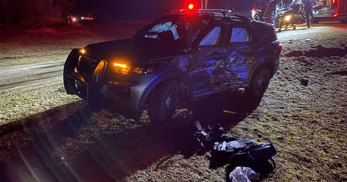 Open alcohol containers found in vehicle after driver crashes into ...