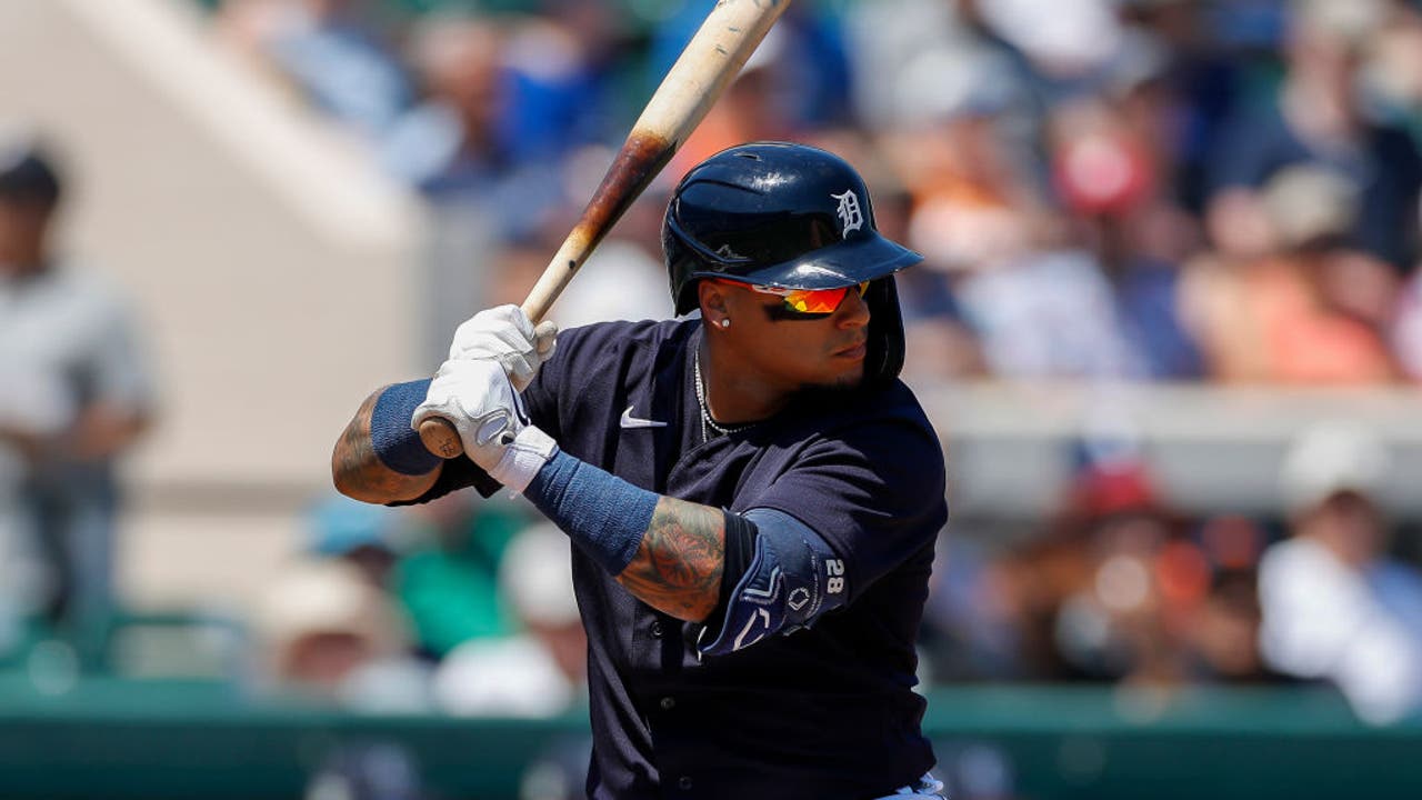 Javy Baez signs with Detroit Tigers on six-year, $140 million contract