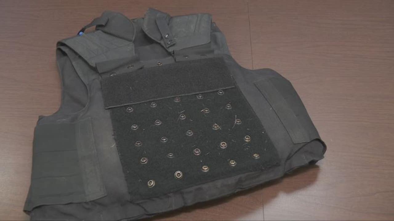 Rykke leder Soak Ukraine to get 165 bulletproof vests donated by Detroit police, Wayne County sheriffs Rykke leder Soak Ukraine to get 165 bulletproof vests donated by Detroit police, Wayne County sheriffs