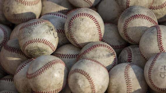 Michigan brothers accused of creating memorabilia with fake signatures for years