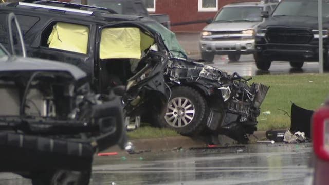SUV ran red light in violent crash with Terminix truck on 8 Mile; 3 injured