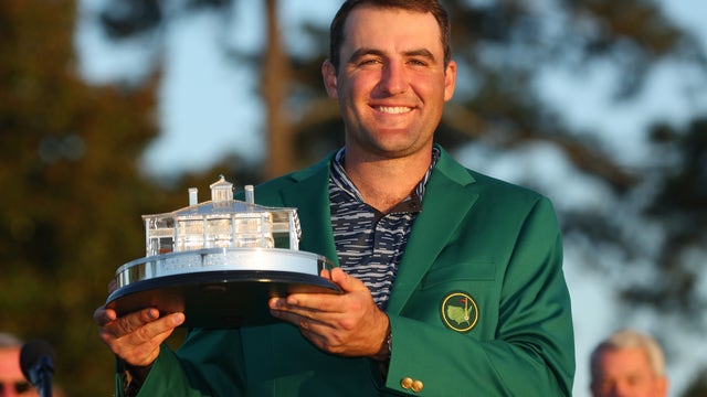 Scheffler gets Masters green jacket to go with No. 1 ranking
