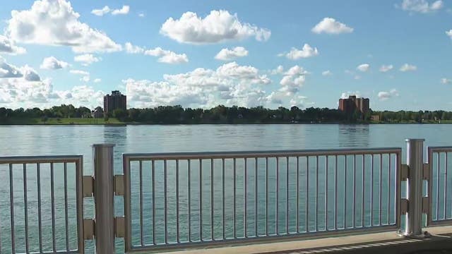 Detroit Riverwalkers free wellness program for 50+ resumes this week