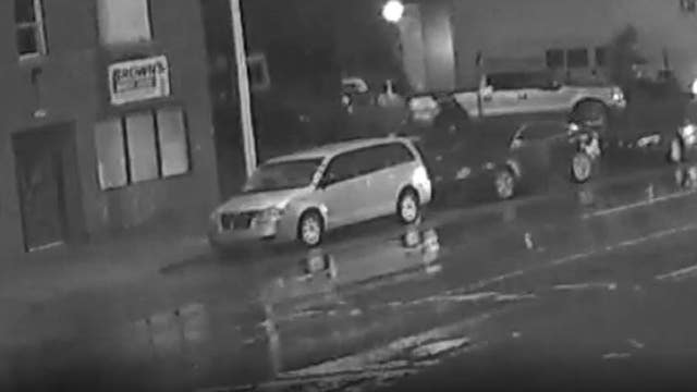 Man killed while getting into car in Detroit; police seek shooter