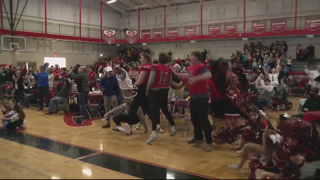 'It was always Detroit for me;' Divine Child High School erupts after Lions draft Aidan Hutchinson