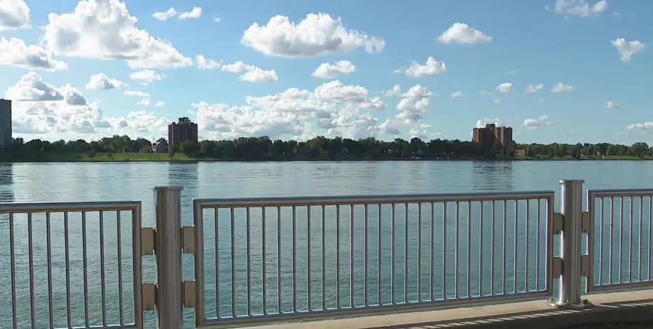 Warm end to the week before thunderstorms this weekend and possible snowflakes Monday
